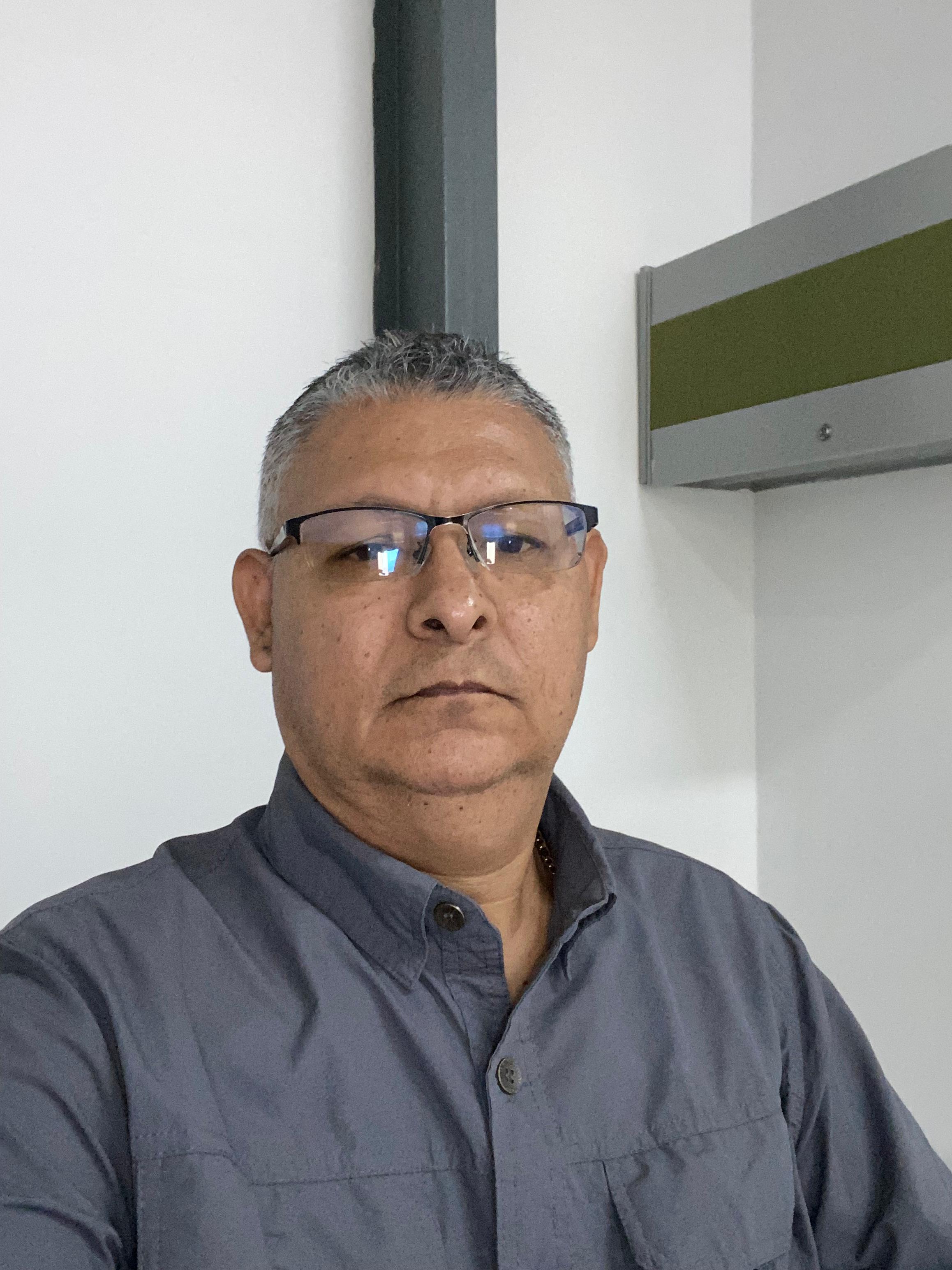 EDGAR PEÑA